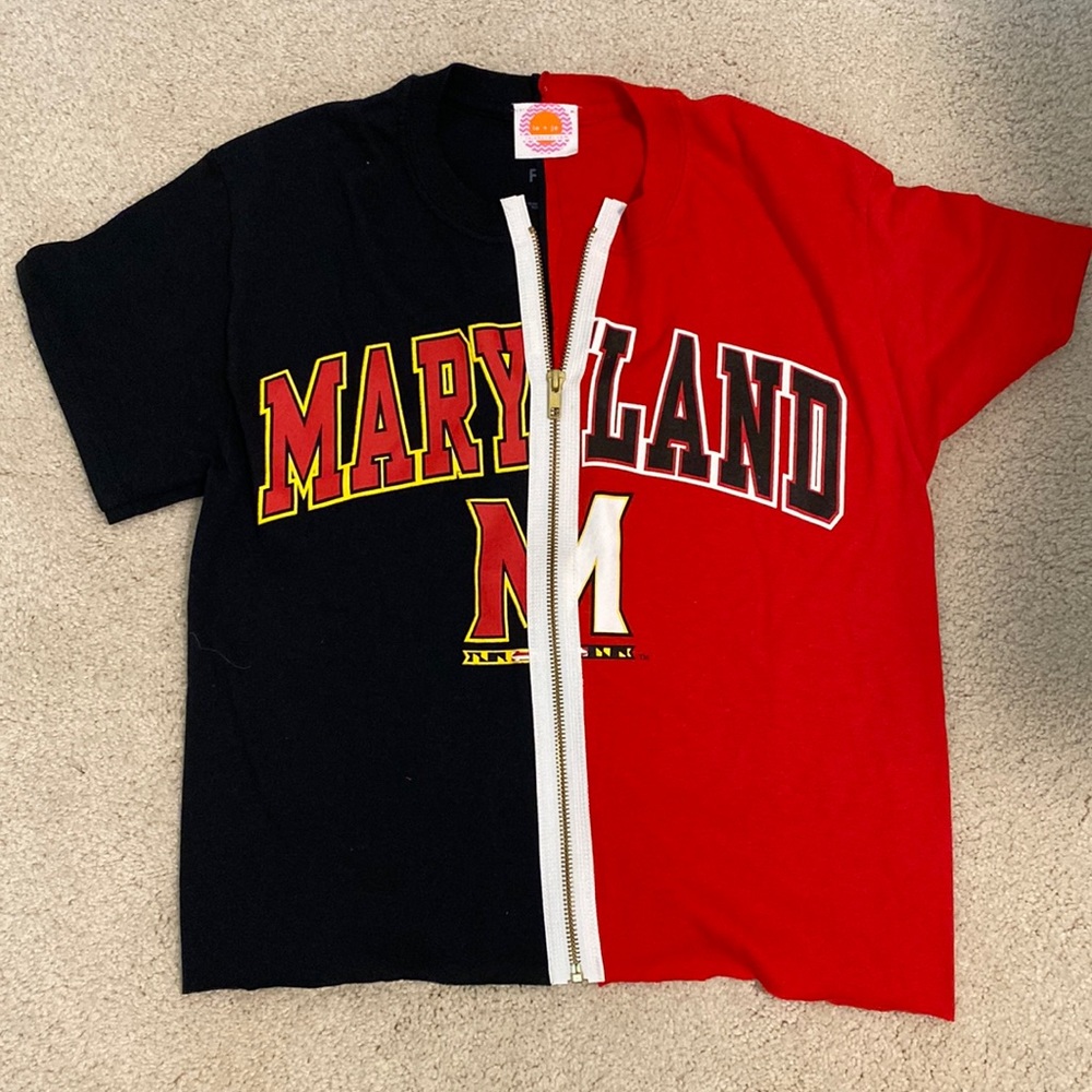Maryland T-shirt with zipper down the front